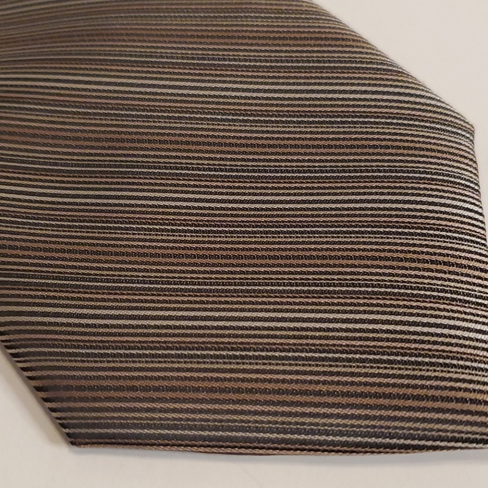 Men's Tie - Picture 3 of 3
